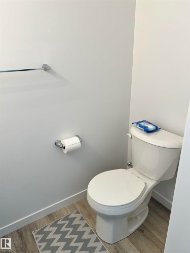 64 17832 78 Street, Edmonton, AB - Indoor Photo Showing Bathroom