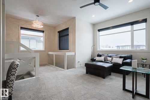 1116 Hainstock Green Green, Edmonton, AB - Indoor