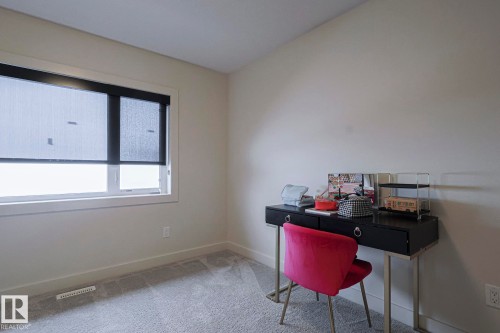 1116 Hainstock Green Green, Edmonton, AB - Indoor