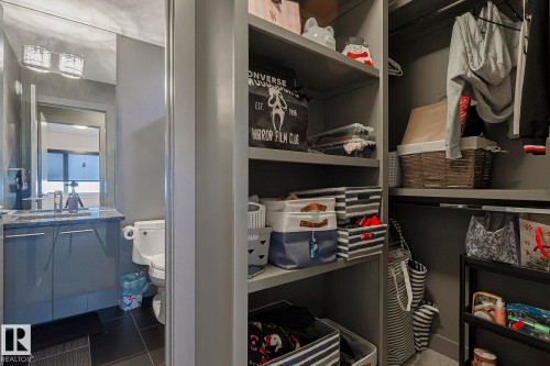 1116 Hainstock Green Green, Edmonton, AB - Indoor