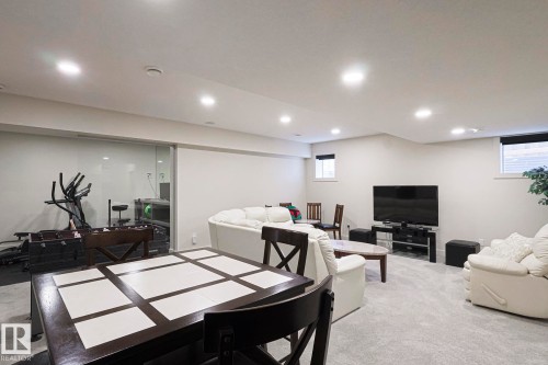 1116 Hainstock Green Green, Edmonton, AB - Indoor Photo Showing Basement