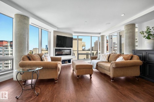 1201 11969 Jasper Avenue, Edmonton, AB - Indoor Photo Showing Living Room