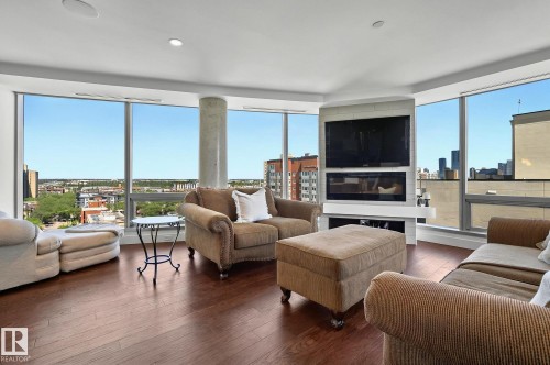 1201 11969 Jasper Avenue, Edmonton, AB - Indoor Photo Showing Living Room