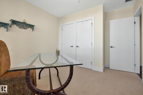 1201 11969 Jasper Avenue, Edmonton, AB - Indoor Photo Showing Other Room
