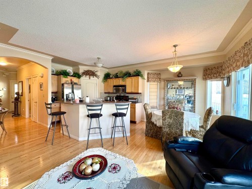 15 17603 99 Street, Edmonton, AB - Indoor Photo Showing Other Room