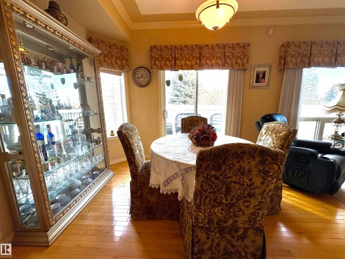 15 17603 99 Street, Edmonton, AB - Indoor Photo Showing Dining Room