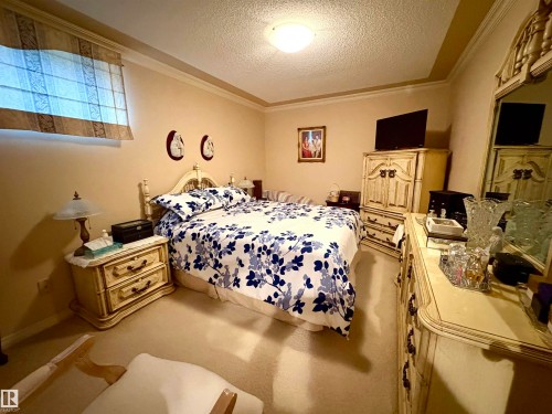 15 17603 99 Street, Edmonton, AB - Indoor Photo Showing Bedroom