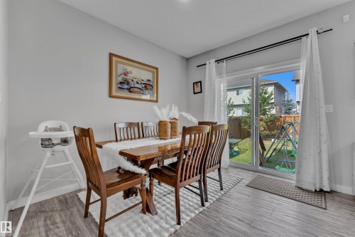 252 39 Avenue, Edmonton, AB - Indoor Photo Showing Dining Room
