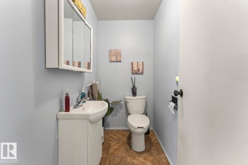 42003 55 Highway, Rural Bonnyville M.D., AB - Indoor Photo Showing Bathroom