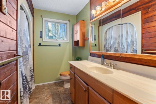 42003 55 Highway, Rural Bonnyville M.D., AB - Indoor Photo Showing Bathroom