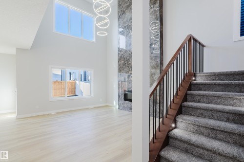 15108 14 Street, Edmonton, AB - Indoor Photo Showing Other Room