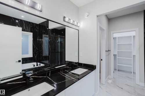 15108 14 Street, Edmonton, AB - Indoor