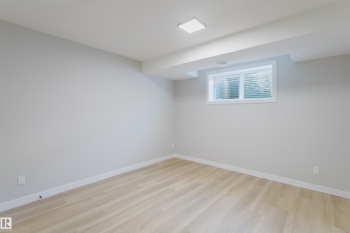 15108 14 Street, Edmonton, AB - Indoor Photo Showing Other Room