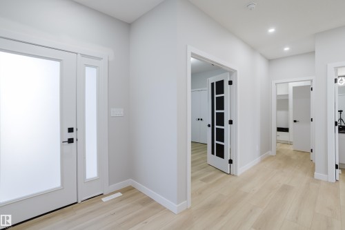 15108 14 Street, Edmonton, AB - Indoor Photo Showing Other Room