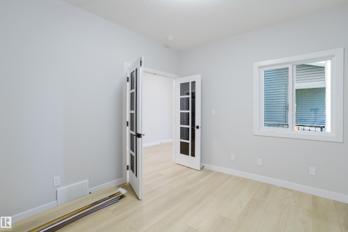 15108 14 Street, Edmonton, AB - Indoor Photo Showing Other Room