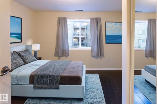 239 279 Suder Greens Drive, Edmonton, AB - Indoor Photo Showing Bedroom