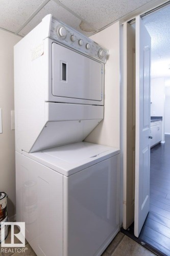 239 279 Suder Greens Drive, Edmonton, AB - Indoor Photo Showing Laundry Room