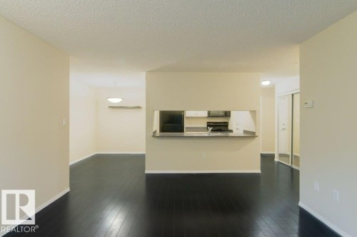 239 279 Suder Greens Drive, Edmonton, AB - Indoor