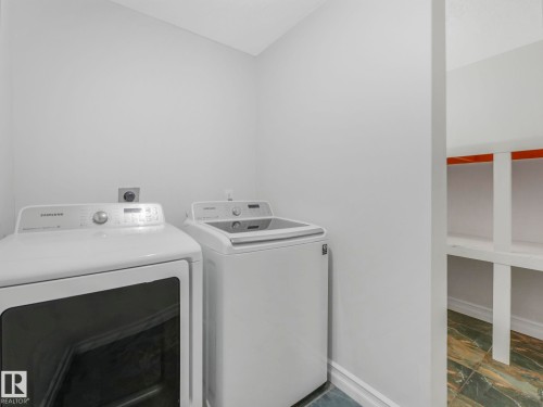 3 10836 116 Street, Edmonton, AB - Indoor Photo Showing Laundry Room