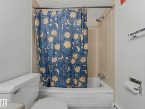 3 10836 116 Street, Edmonton, AB - Indoor Photo Showing Bathroom