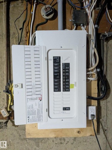 13636 135A Avenue, Edmonton, AB - Indoor Photo Showing Basement