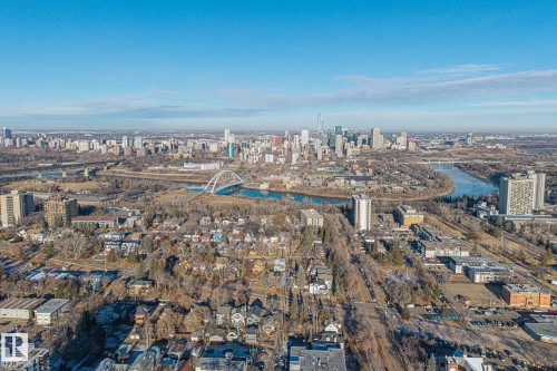 425 8604 Gateway Boulevard, Edmonton, AB - Outdoor With View