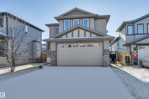 29 Southbridge Crescent, Calmar, AB - Outdoor