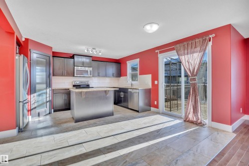 29 Southbridge Crescent, Calmar, AB - Indoor Photo Showing Kitchen