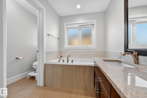 1 Wembley, Fort Saskatchewan, AB - Indoor Photo Showing Bathroom