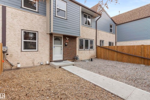 18 Willowdale Place, Edmonton, AB - Outdoor With Exterior