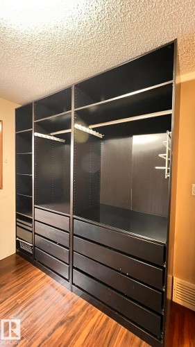 17324 92 Avenue, Edmonton, AB - Indoor