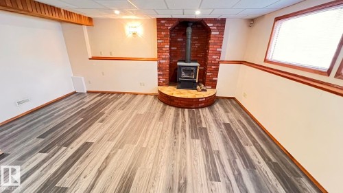 17324 92 Avenue, Edmonton, AB - Indoor Photo Showing Other Room With Fireplace