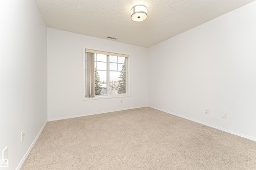 302 17407 99 Avenue, Edmonton, AB - Indoor Photo Showing Other Room