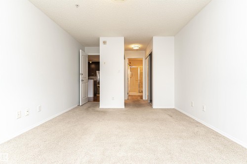 302 17407 99 Avenue, Edmonton, AB - Indoor Photo Showing Other Room