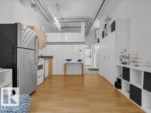 #708 10024 Jasper Avenue, Edmonton, AB - Indoor