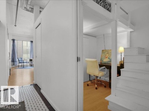 #708 10024 Jasper Avenue, Edmonton, AB - Indoor