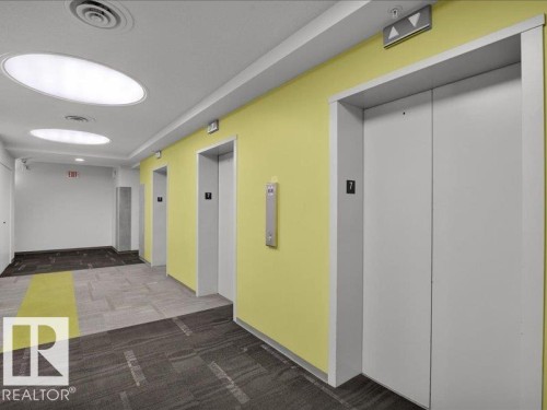 #708 10024 Jasper Avenue, Edmonton, AB - Indoor Photo Showing Other Room