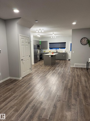 7 Emerald Way E, Spruce Grove, AB - Indoor Photo Showing Other Room