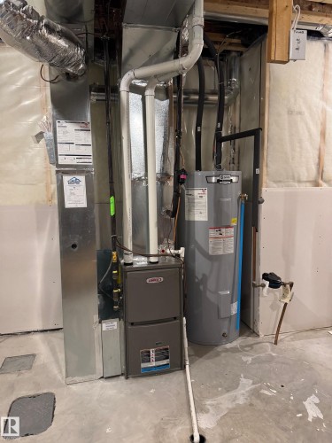 7 Emerald Way E, Spruce Grove, AB - Indoor Photo Showing Basement