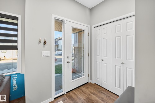 7 Emerald Way E, Spruce Grove, AB - Indoor Photo Showing Other Room