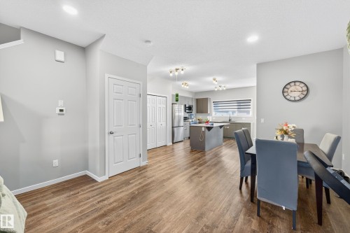 7 Emerald Way E, Spruce Grove, AB - Indoor Photo Showing Dining Room