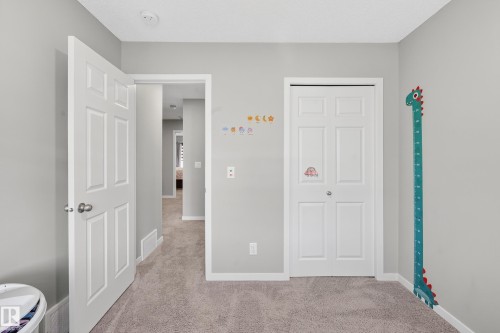 7 Emerald Way E, Spruce Grove, AB - Indoor