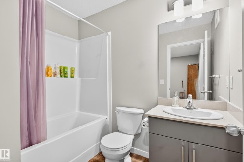 7 Emerald Way E, Spruce Grove, AB - Indoor Photo Showing Bathroom