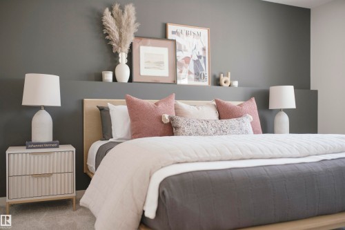 2323 160 Street Sw, Edmonton, AB - Indoor Photo Showing Bedroom