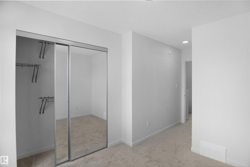100 3705 141 Street, Edmonton, AB - Indoor Photo Showing Other Room