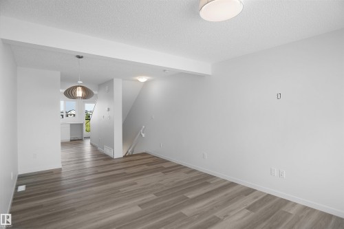 100 3705 141 Street, Edmonton, AB - Indoor Photo Showing Other Room