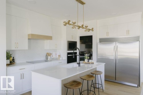 8961 Elves Loop, Edmonton, AB - Indoor Photo Showing Kitchen With Upgraded Kitchen