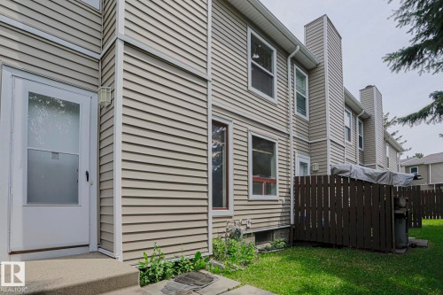 606 Saddleback Road, Edmonton, AB - Outdoor