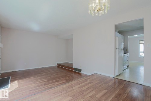 606 Saddleback Road, Edmonton, AB - Indoor Photo Showing Other Room