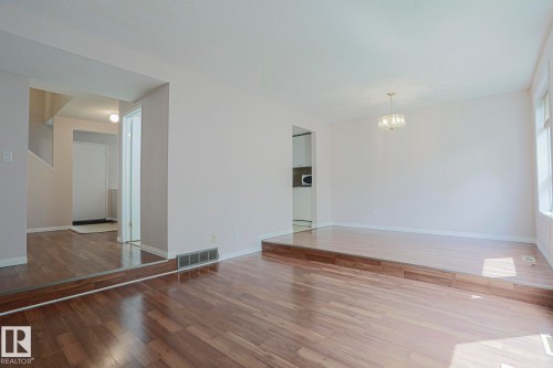 606 Saddleback Road, Edmonton, AB - Indoor Photo Showing Other Room